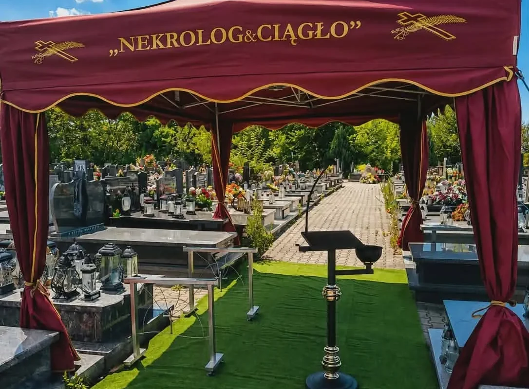 Nekrolog & Ciągło - namiot